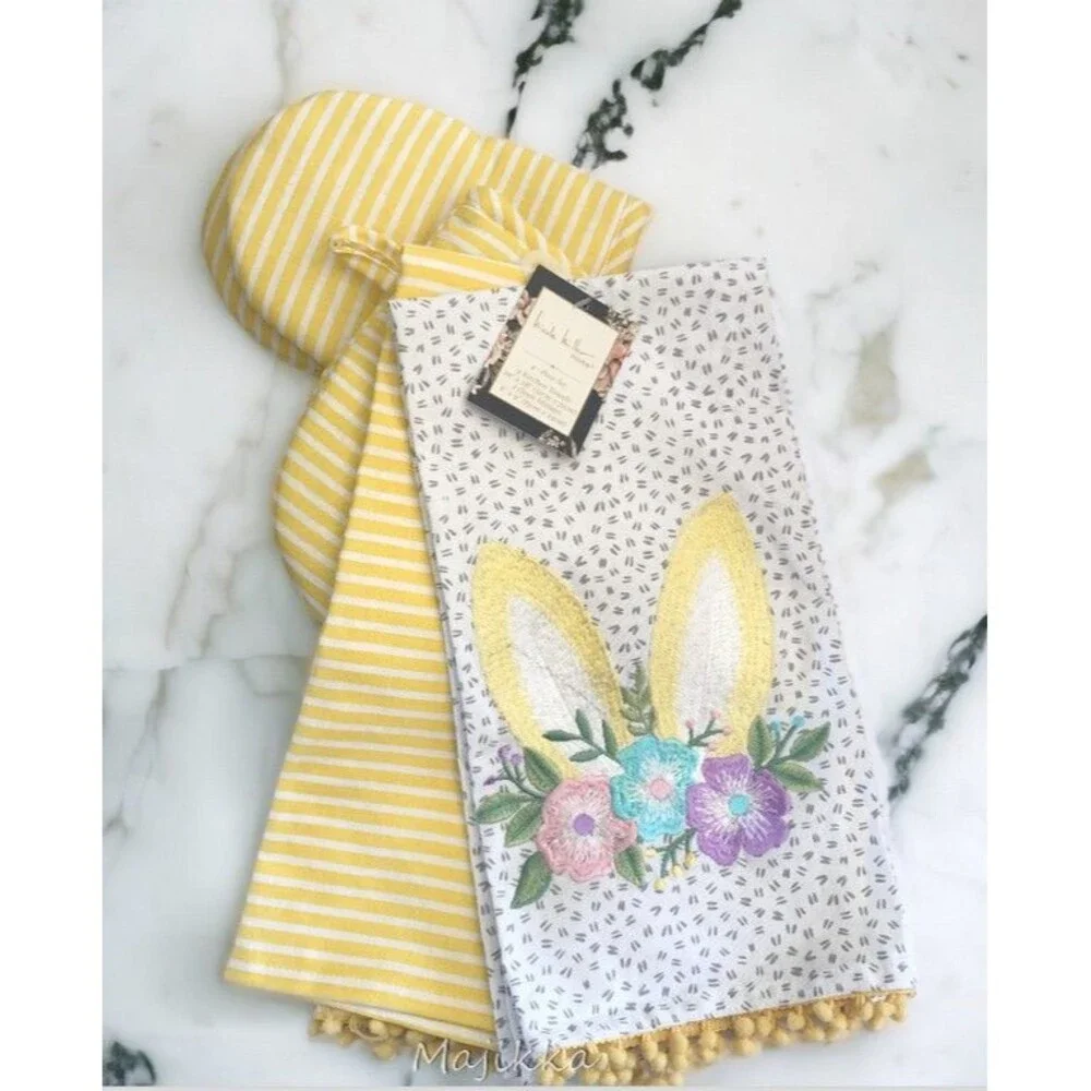 Nicole Miller Dish Towel Mini Oven Mitts Easter Bunny Embroidered Set of 4